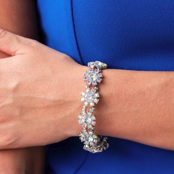 Paparazzi Jewelry - Premium Perennial - Multi Oil Spill Bracelet - Vintage - Picture 3 of 4